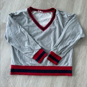 Honey Punch womens v-neck Sweatshirt Large Gray distressed Red/navy Trim casual